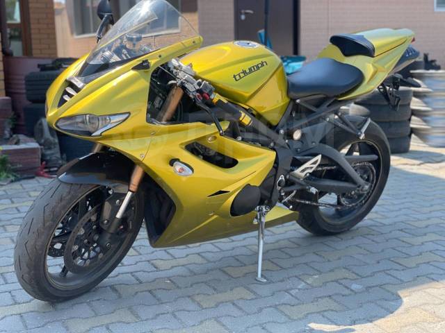 Triumph Daytona 675 2012