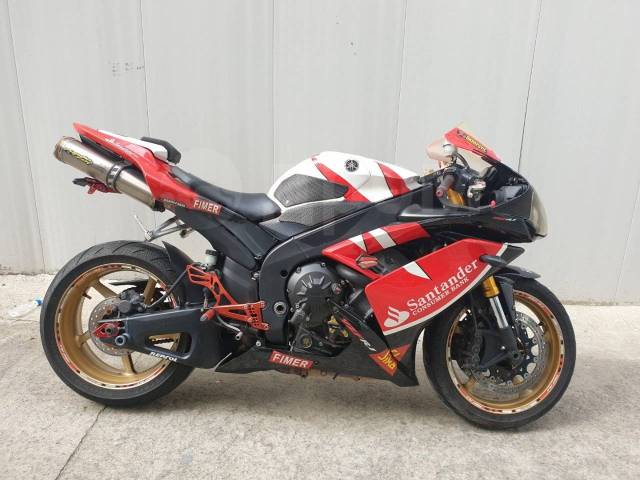 Yamaha YZF-R1. 1 000. ., , ,  .     