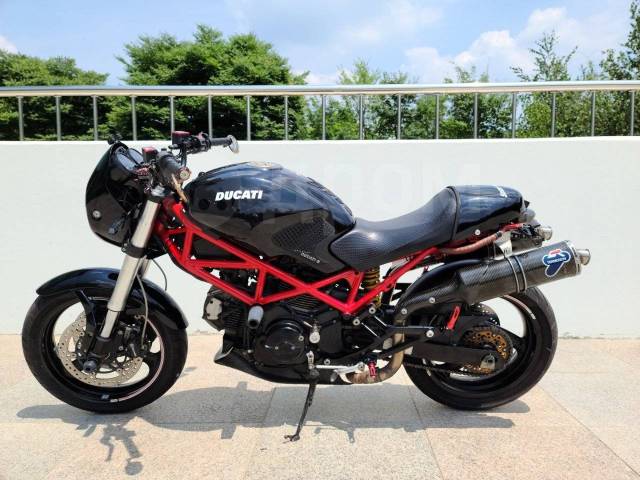 Ducati Monster 695. 700. ., , ,  .     