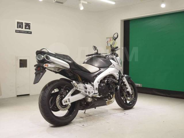 Suzuki GSR 400. 400. ., , ,  .     