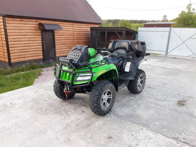 Arctic Cat 700. ,  \,   