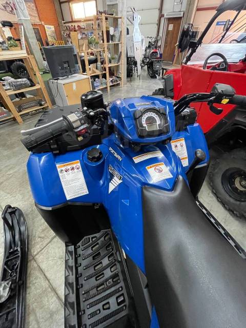 Polaris Sportsman X2 550. ,  \,   