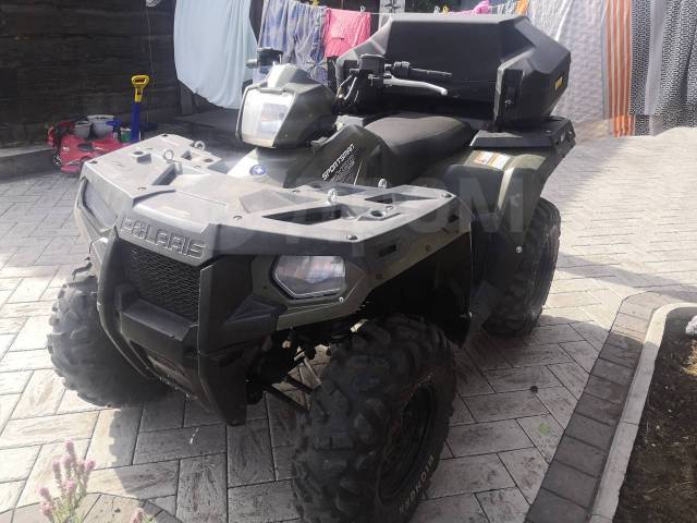 Polaris Sportsman 400. ,  \,   