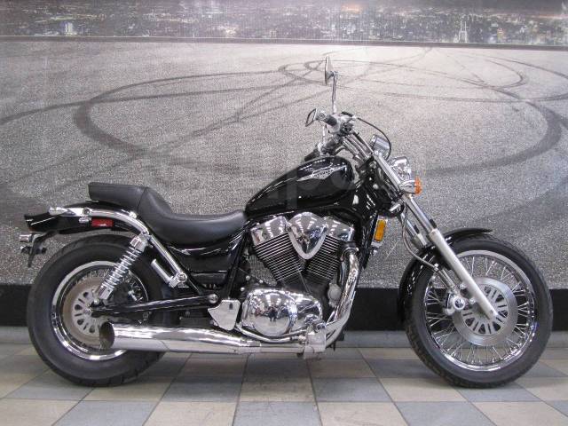 Suzuki Boulevard S83. 1 400. ., , ,   