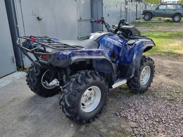 Yamaha Grizzly 550. ,  \,   