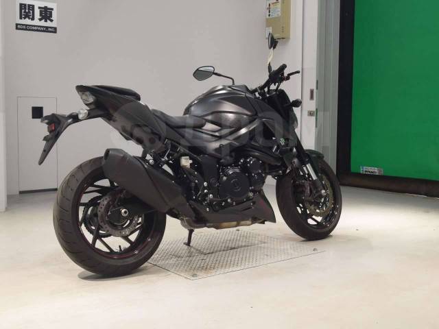 Suzuki GSX S750. 750. ., , ,  .     