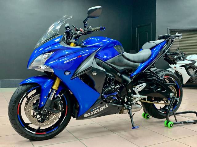 Suzuki GSX S1000F. 1 000. ., , ,   