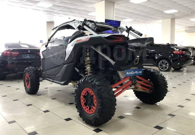 BRP Can-Am Maverick X3 X RS Turbo R. ,  \,   