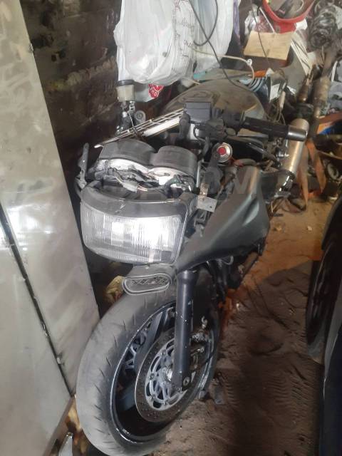 Kawasaki ZZR. 1 100. ., , ,   