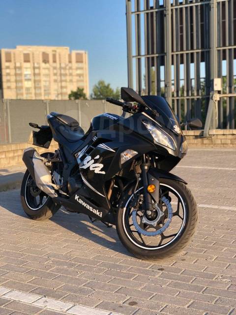 Kawasaki Ninja 300. 300. ., , ,  .     