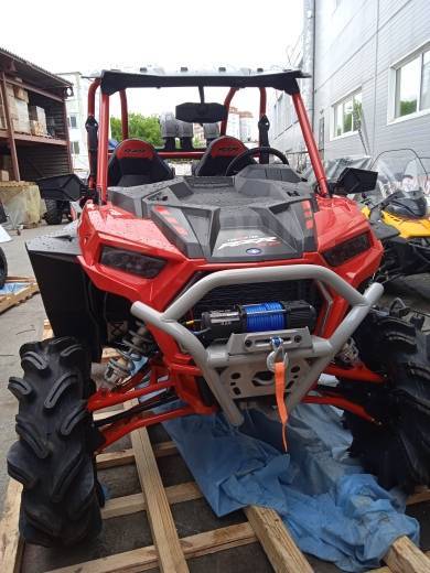 Polaris RZR XP 1000 High Lifter. ,  \,   