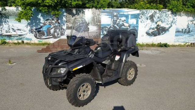 BRP Can-Am Outlander Max 800 XT. ,  \,   