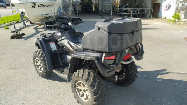 BRP Can-Am Outlander Max 800 XT. ,  \,   