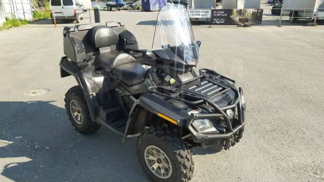 BRP Can-Am Outlander Max 800 XT. ,  \,   