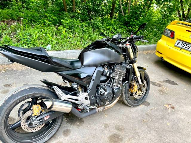 Kawasaki Z 1000. 1 000. ., ,  ,   