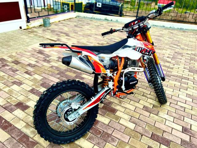 Regulmoto Athlete 250 21/18. 250. ., , ,   