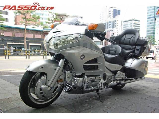 Honda Gold Wing. 1 832. ., , ,  .     