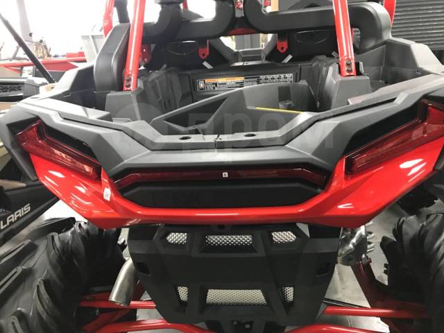 Polaris RZR XP 1000 High Lifter. ,  \,   