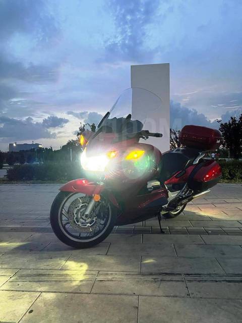 Honda ST 1300. 1 300. ., , ,   