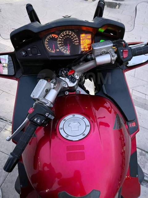 Honda ST 1300. 1 300. ., , ,   