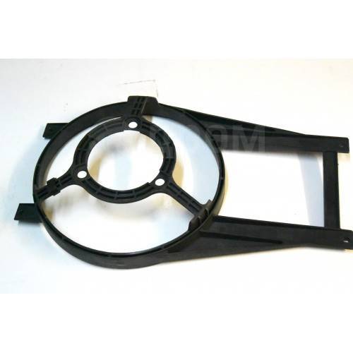 Кожух вентилятора ваз 2101. Диффузор радиатора 2106. Диффузор радиатора ваз 2107. Кожух вентилятора 2105-1309016. Диффузор радиатора охлаждения ваз 2105.