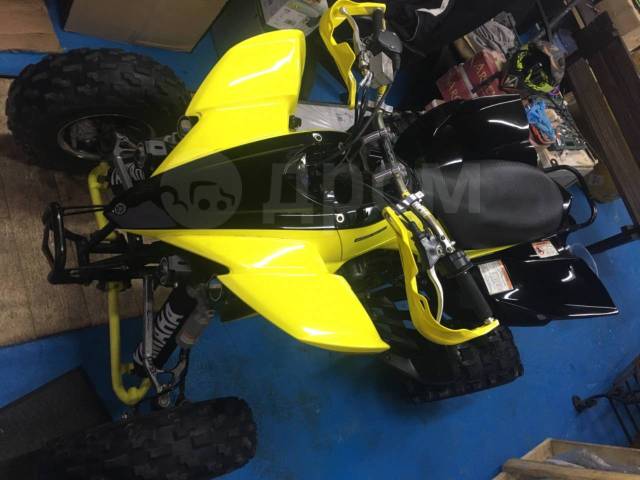 Yamaha YFZ 450. ,  \,   