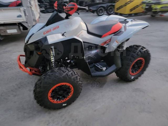 BRP Can-Am Renegade 1000 XXC. ,  \,   