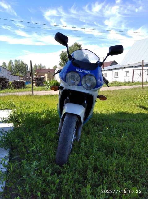 Suzuki GSX-R 400. 400. ., , ,   