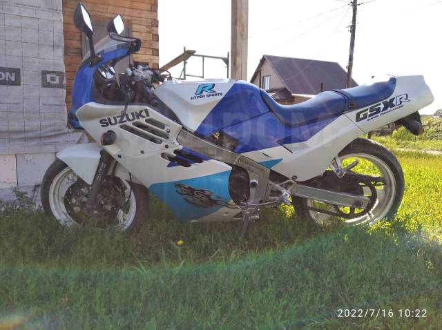 Suzuki GSX-R 400. 400. ., , ,   