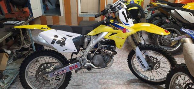 Suzuki RM-Z 250. 250. ., ,  ,   