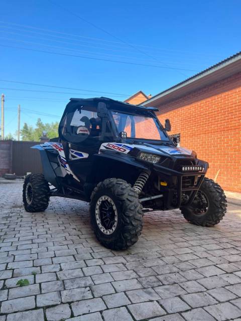 Polaris RZR XP 1000. ,  \,   