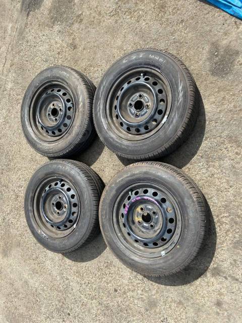 Комплект летних колес на железных дисках 175 70 R14. Q105 CST MR61 ...