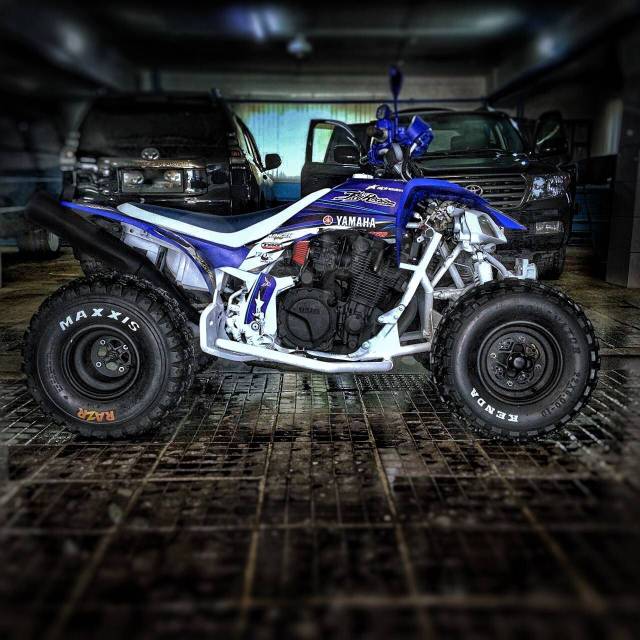 Yamaha YFZ 450. ,  \,   