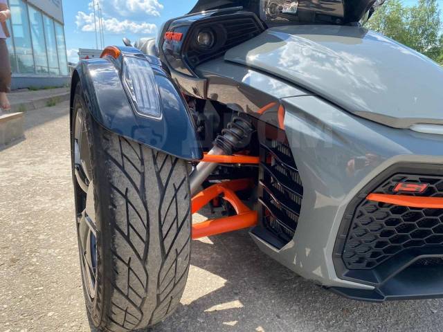 BRP Can-Am Spyder F3-S Special. 1 330. ., , ,   