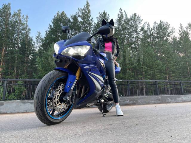 Yamaha R1. 1 000. ., , ,   