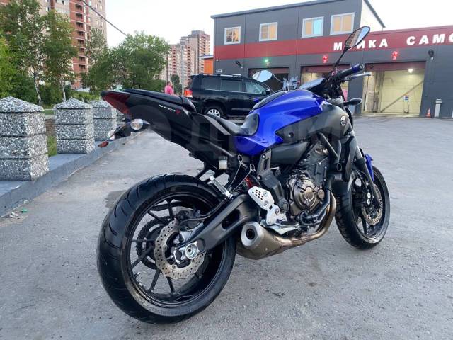 Yamaha MT. 700. ., , ,   