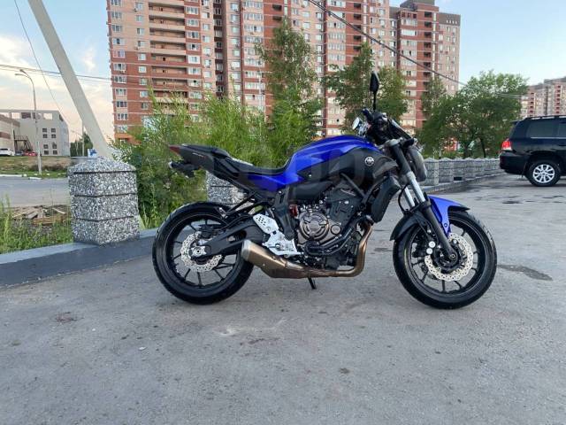 Yamaha MT. 700. ., , ,   