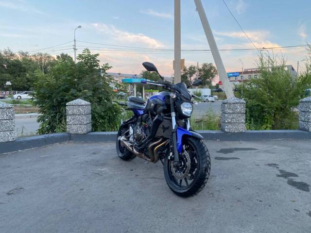 Yamaha MT. 700. ., , ,   