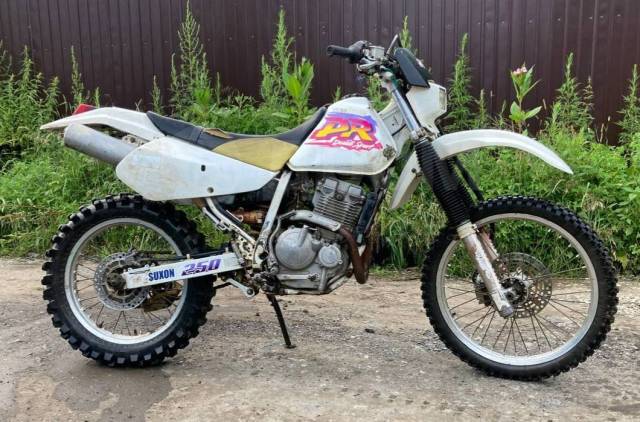 Suzuki DR 250R. 250. ., , ,   