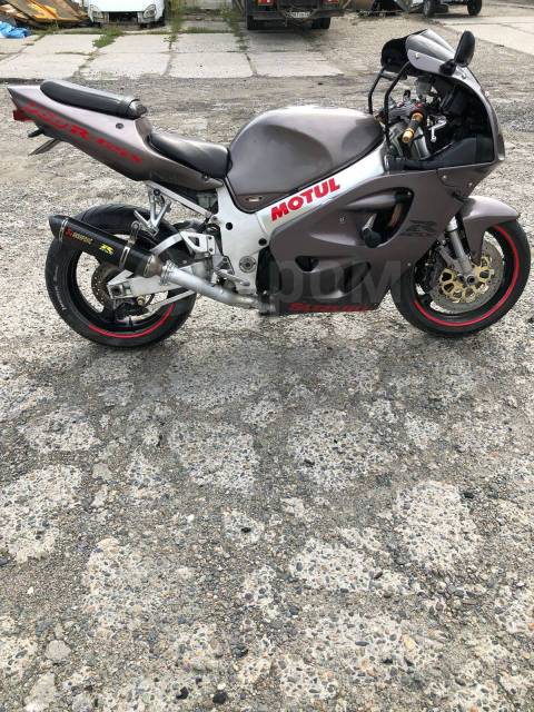 Suzuki GSX-R 750. 750. ., , ,   