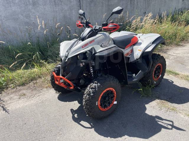 BRP Can-Am Renegade 1000. ,  \,   