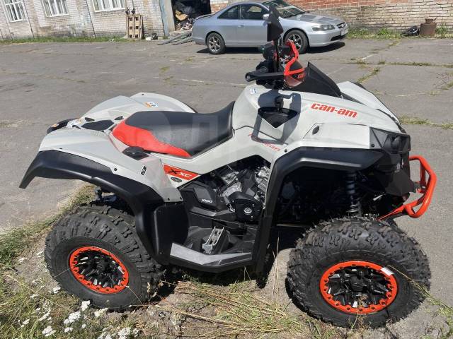 BRP Can-Am Renegade 1000. ,  \,   