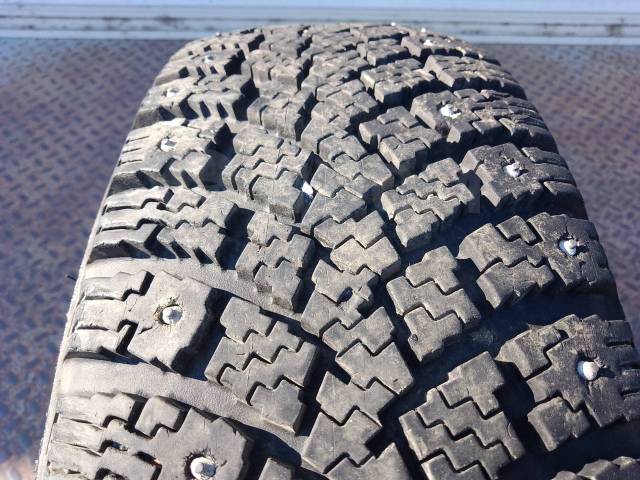 Nokian Hakkapeliitta 1 175 70 R13 13