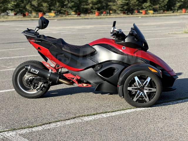 BRP Can-Am Spyder. 1 000. ., , ,  .     