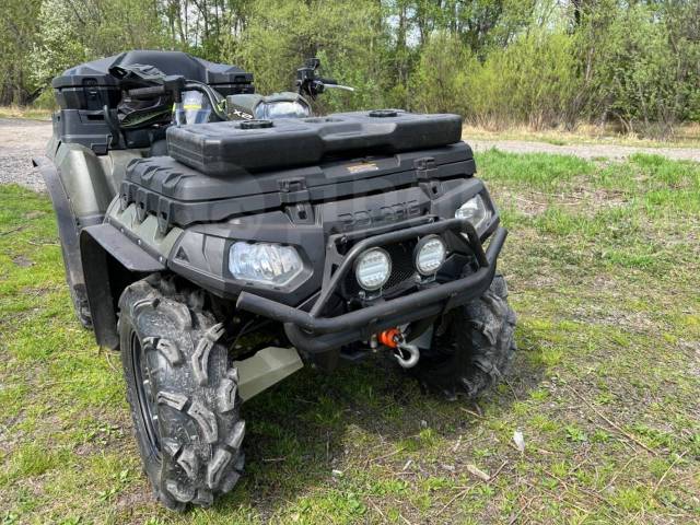 Polaris Sportsman X2 550. ,  \,   