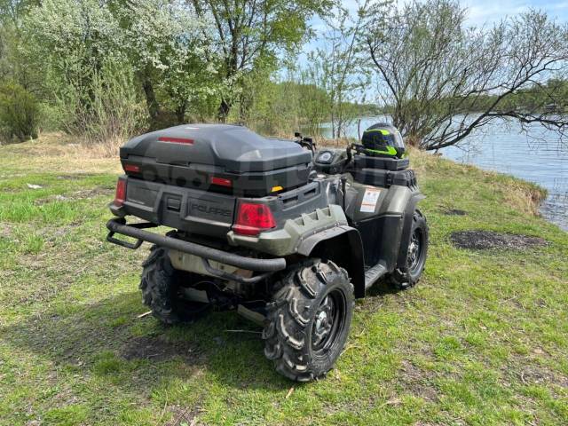 Polaris Sportsman X2 550. ,  \,   