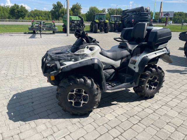 BRP Can-Am Outlander Max 1000R Limited. ,  \,   