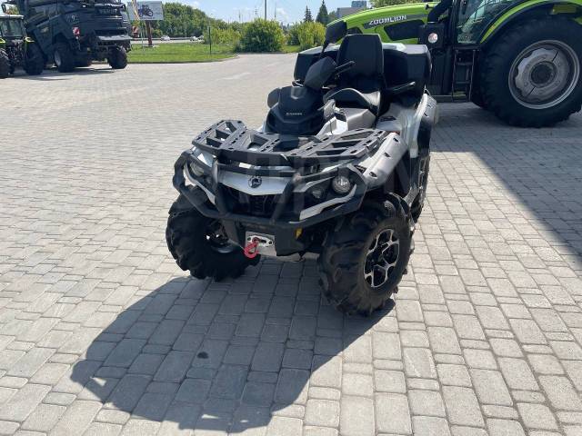 BRP Can-Am Outlander Max 1000R Limited. ,  \,   