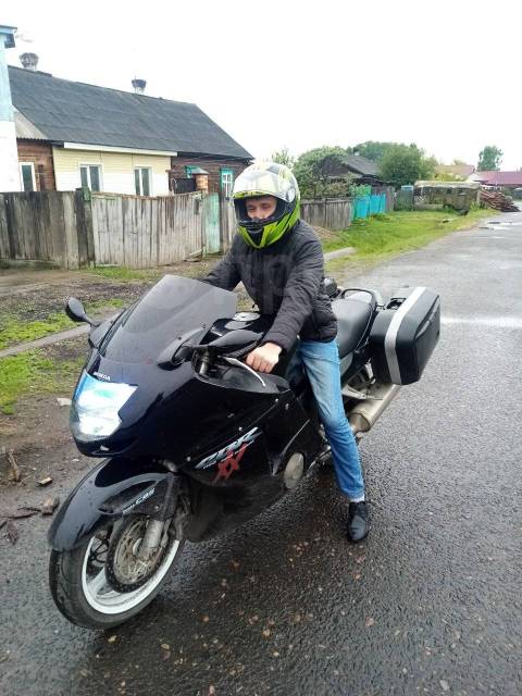 Honda CBR 1100XX. 1 100. ., , ,   