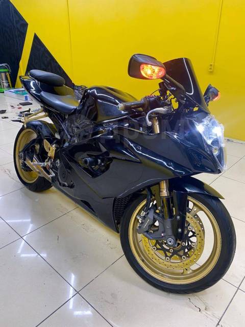 Suzuki GSX-R 1000R. 1 000. ., , ,   